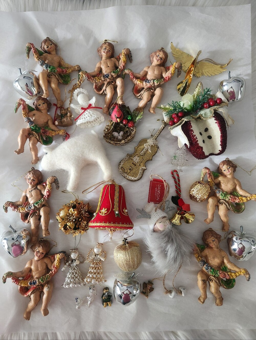 Lot Of Christmas Ornaments / Cherubs